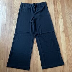 J. Jill black Ponte pant ⭐️ black ⭐️ pockets  ⭐️ size M ⭐️